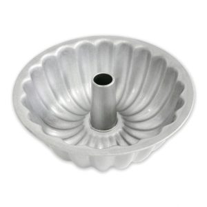 USA Pan Scalloped Tube Cake Pan